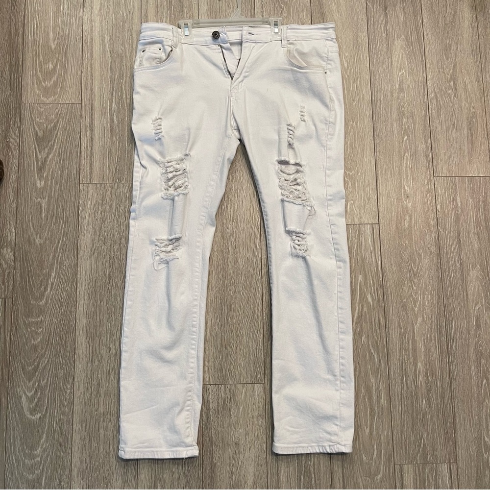 Men’s White Ripped Jeans